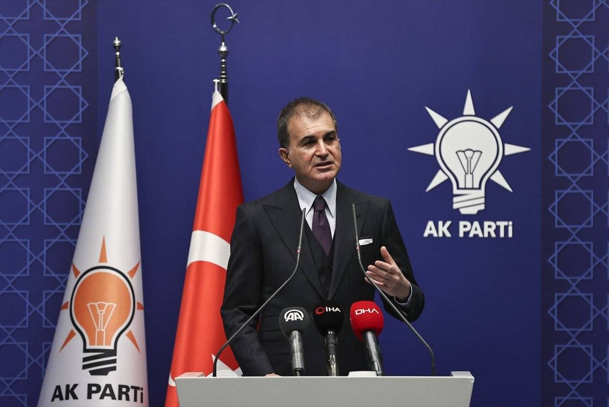 Ömer Çelik'ten İlker Başbuğ ve Can Ataklı'ya sert cevap