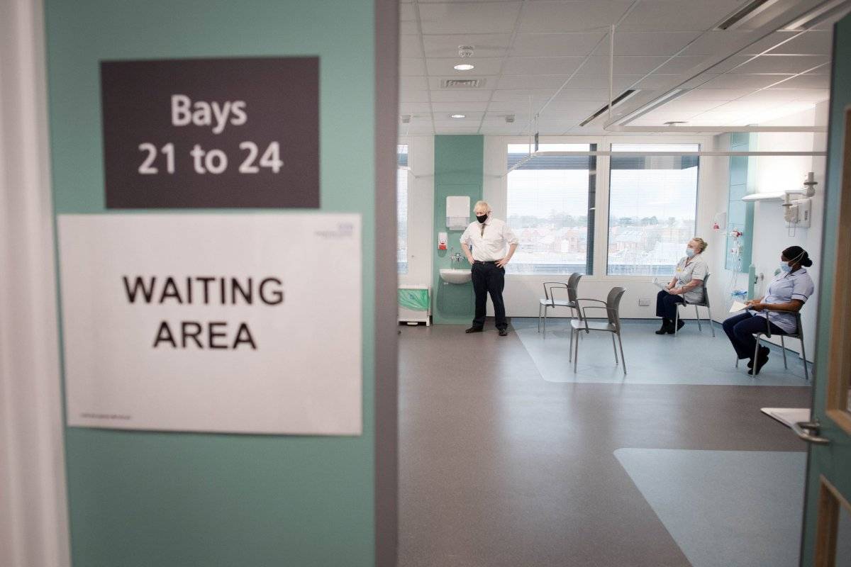 Boris Johnson'dan hastane ziyareti