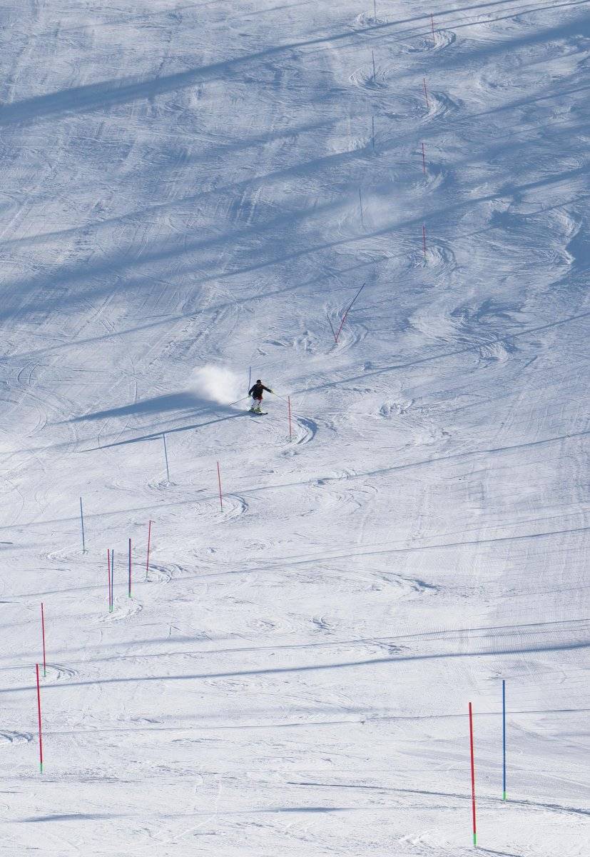 Palandöken'de kısıtlamada sadece milli sporcular kayabildi