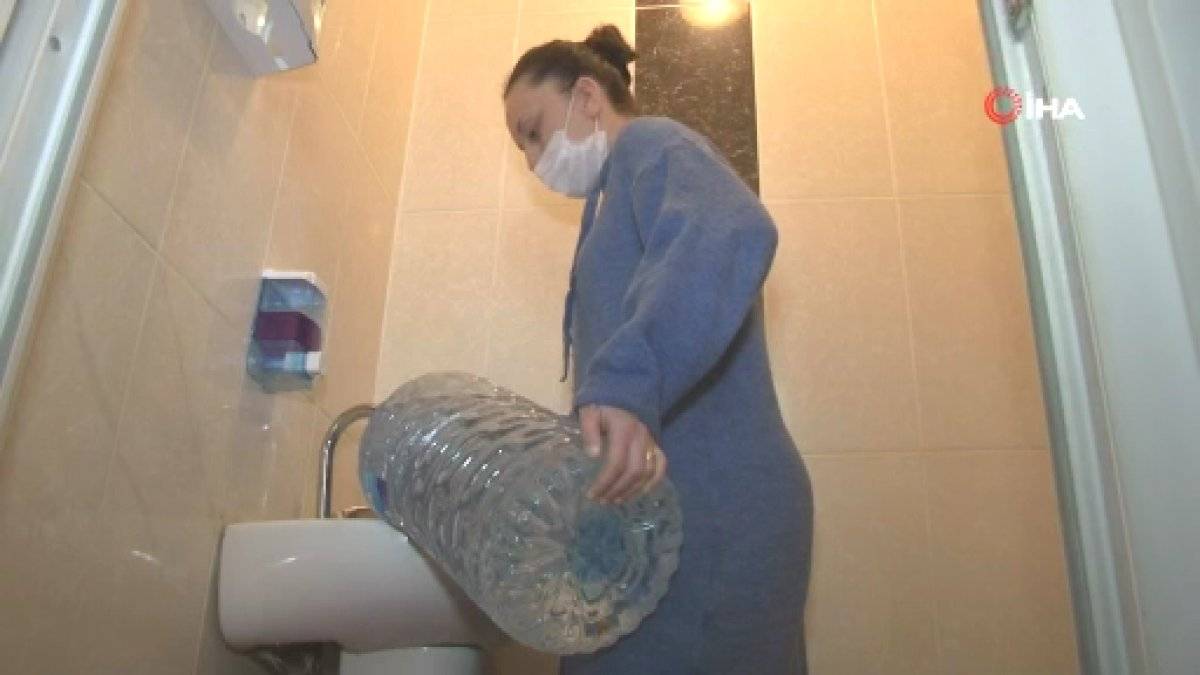 İstanbul’da 30 saatlik su kesintisi öncesi su telaşı