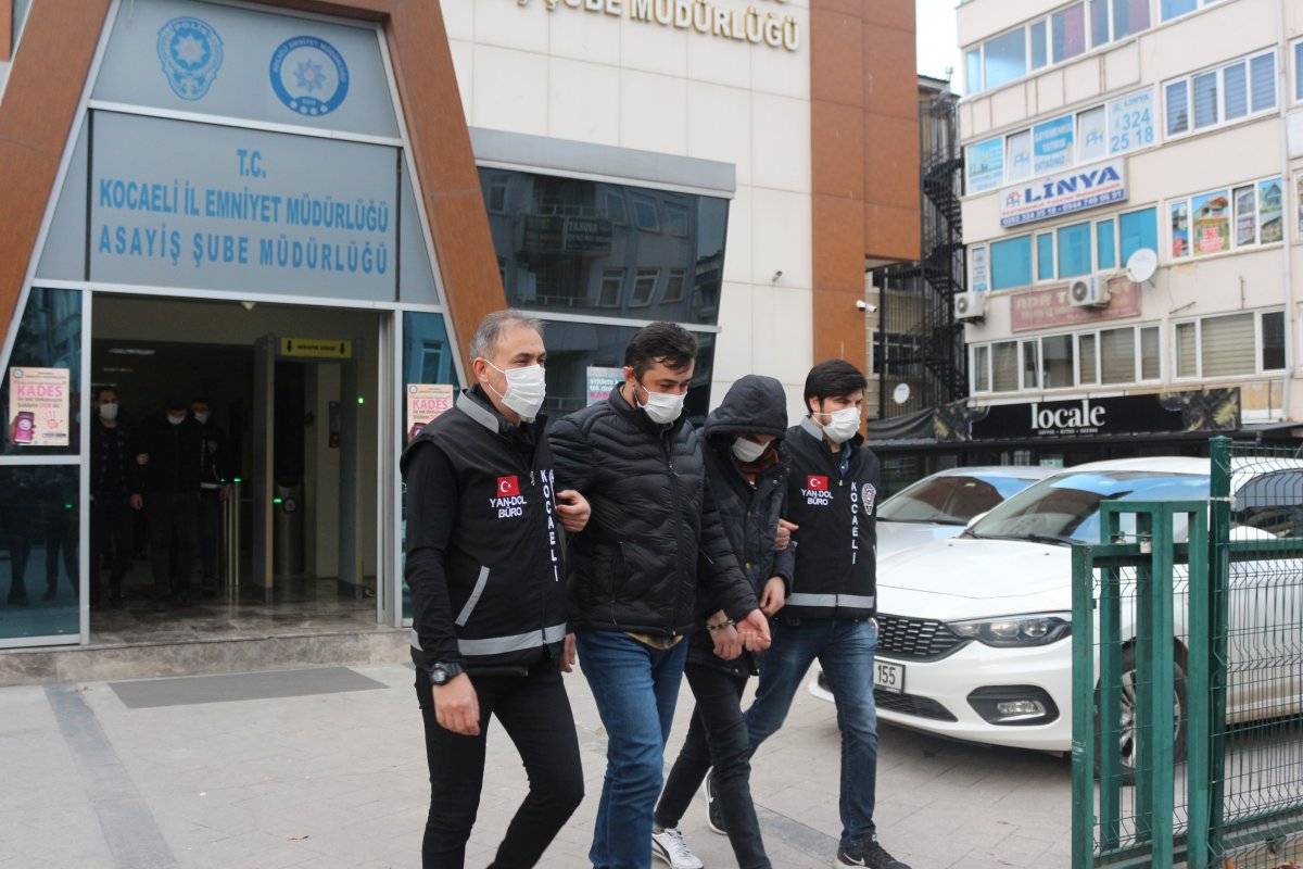 Kocaeli’de muhasebeci çalıştığı fabrikayı soyup, alem yaptı