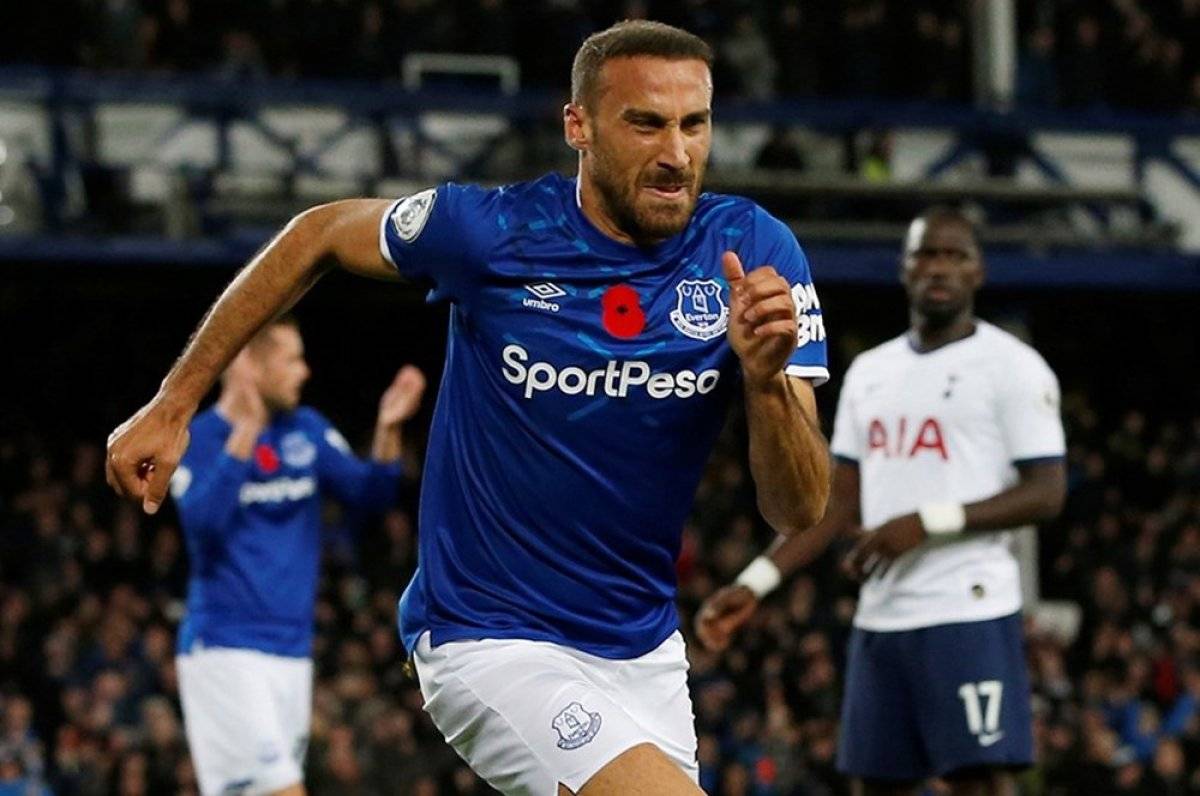 Beşiktaş, Cenk Tosun için 3 takımla yarışta