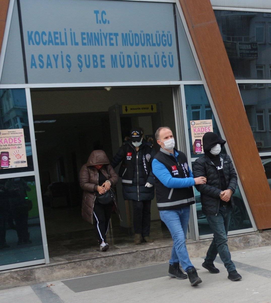 Kocaeli’de muhasebeci çalıştığı fabrikayı soyup, alem yaptı