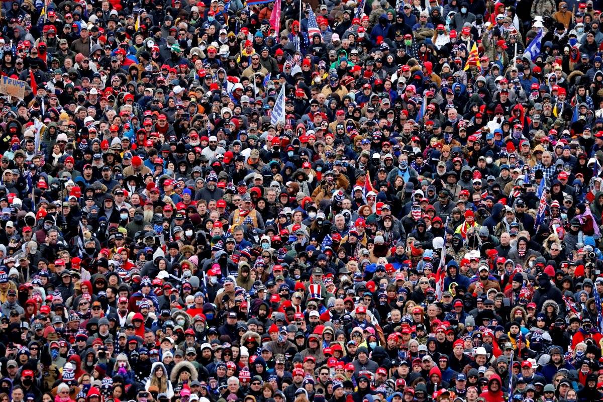 Trumpçılar Washington'da sokakları ve meydanları doldurdu