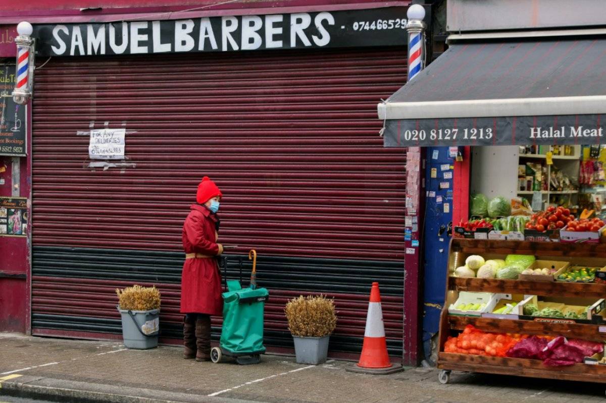 Boris Johnson: Şu ana kadar 1.3 milyon kişiye aşı yapıldı