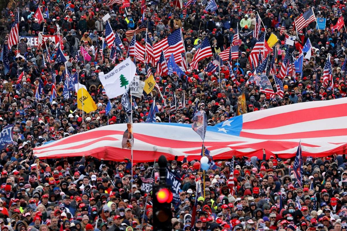 Trumpçılar Washington'da sokakları ve meydanları doldurdu