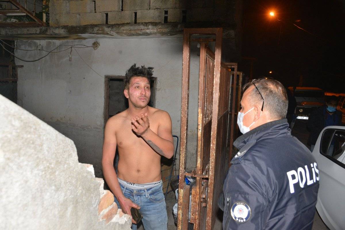 Adana’da otomobildeki çakmak gazı patladı