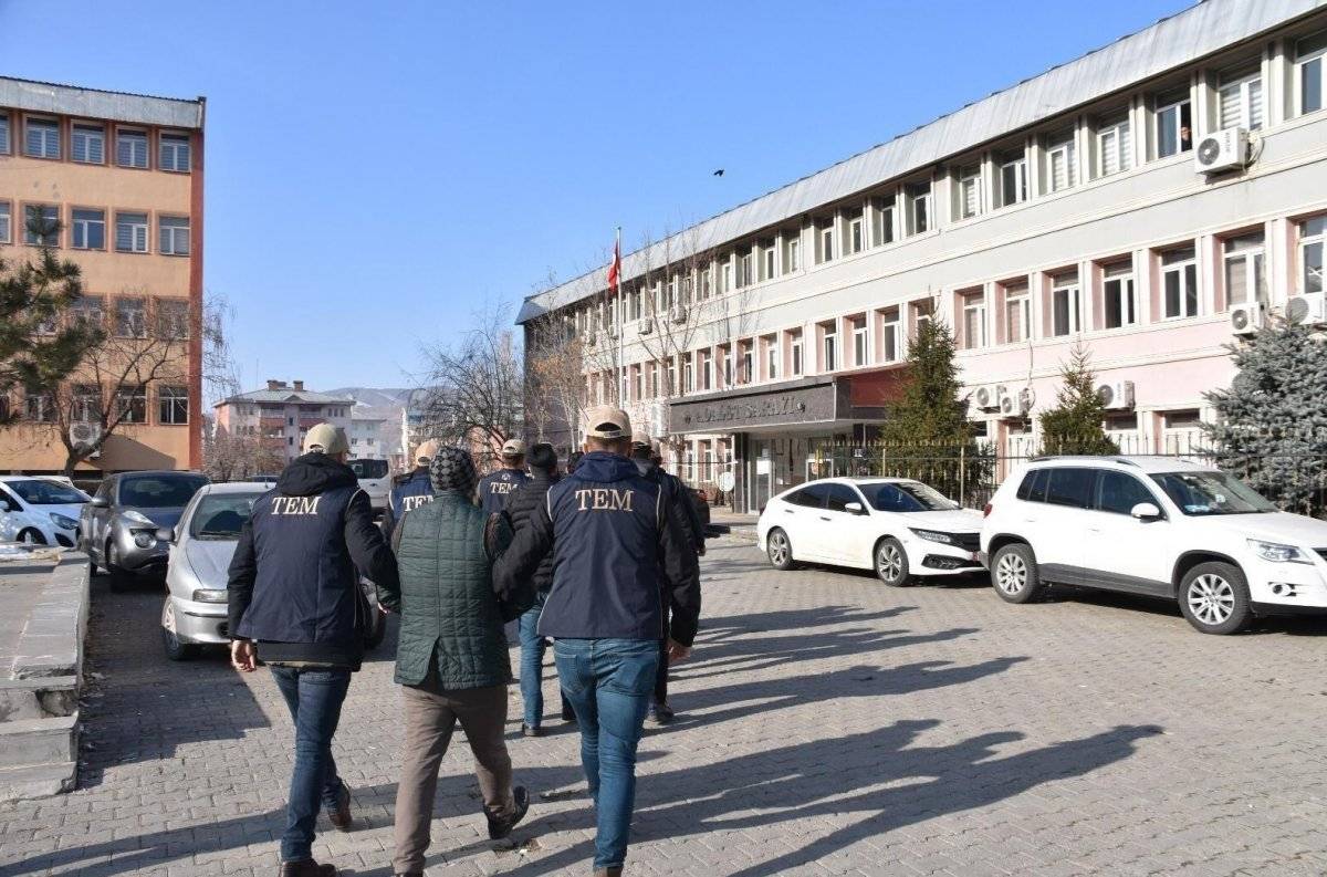 Muş'ta DEAŞ operasyonu: 11 gözaltı