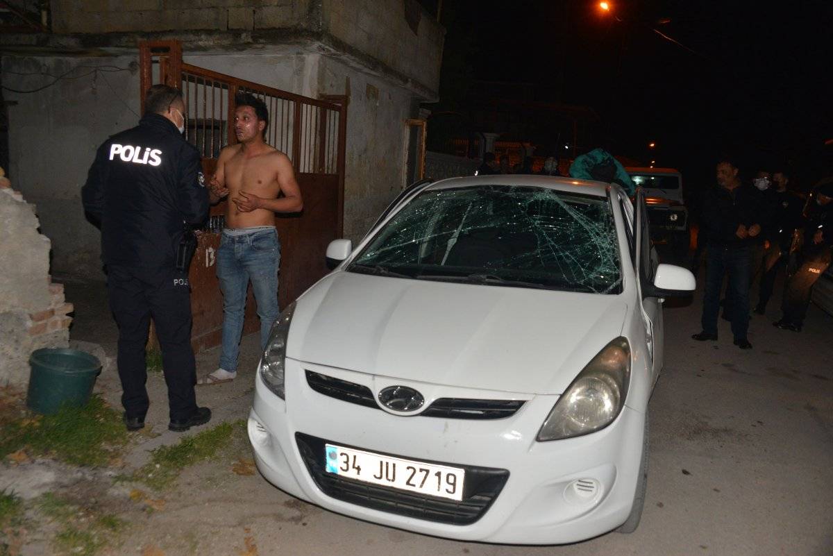 Adana’da otomobildeki çakmak gazı patladı