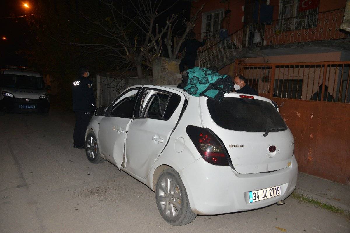 Adana’da otomobildeki çakmak gazı patladı