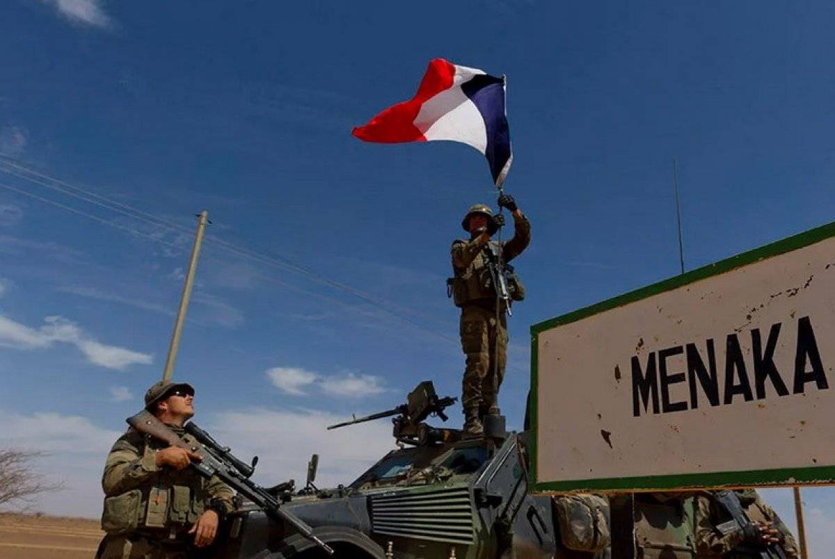 Fransa'nın Mali'deki hava saldırısında 100 sivil öldü iddiası