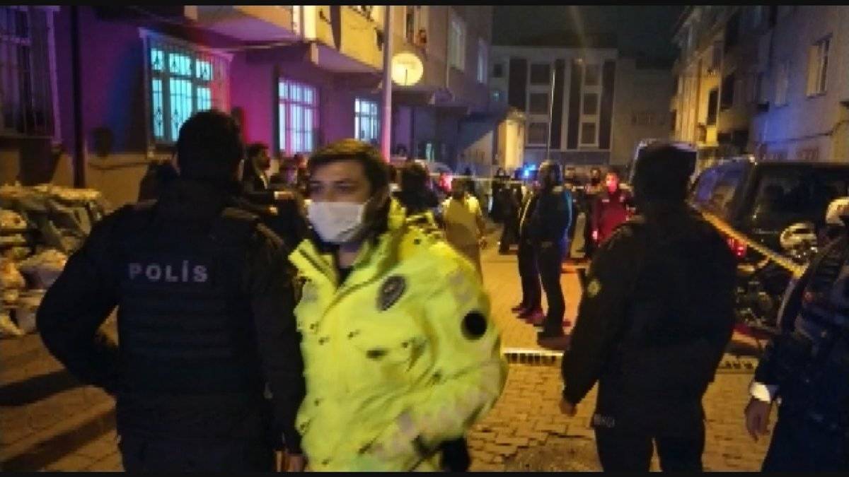 Sultangazi'de komşuların ceviz kavgasında kan döküldü: 1 ölü