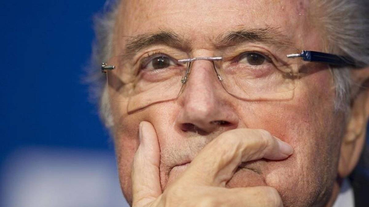 Sepp Blatter hastaneye kaldırıldı