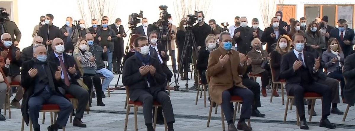 Ekrem İmamoğlu, Beylikdüzü'nde cami açılışı yaptı