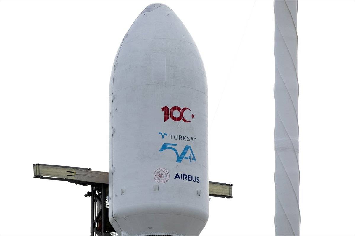 TÜRKSAT 5A uydusu, uzaya fırlatıldı