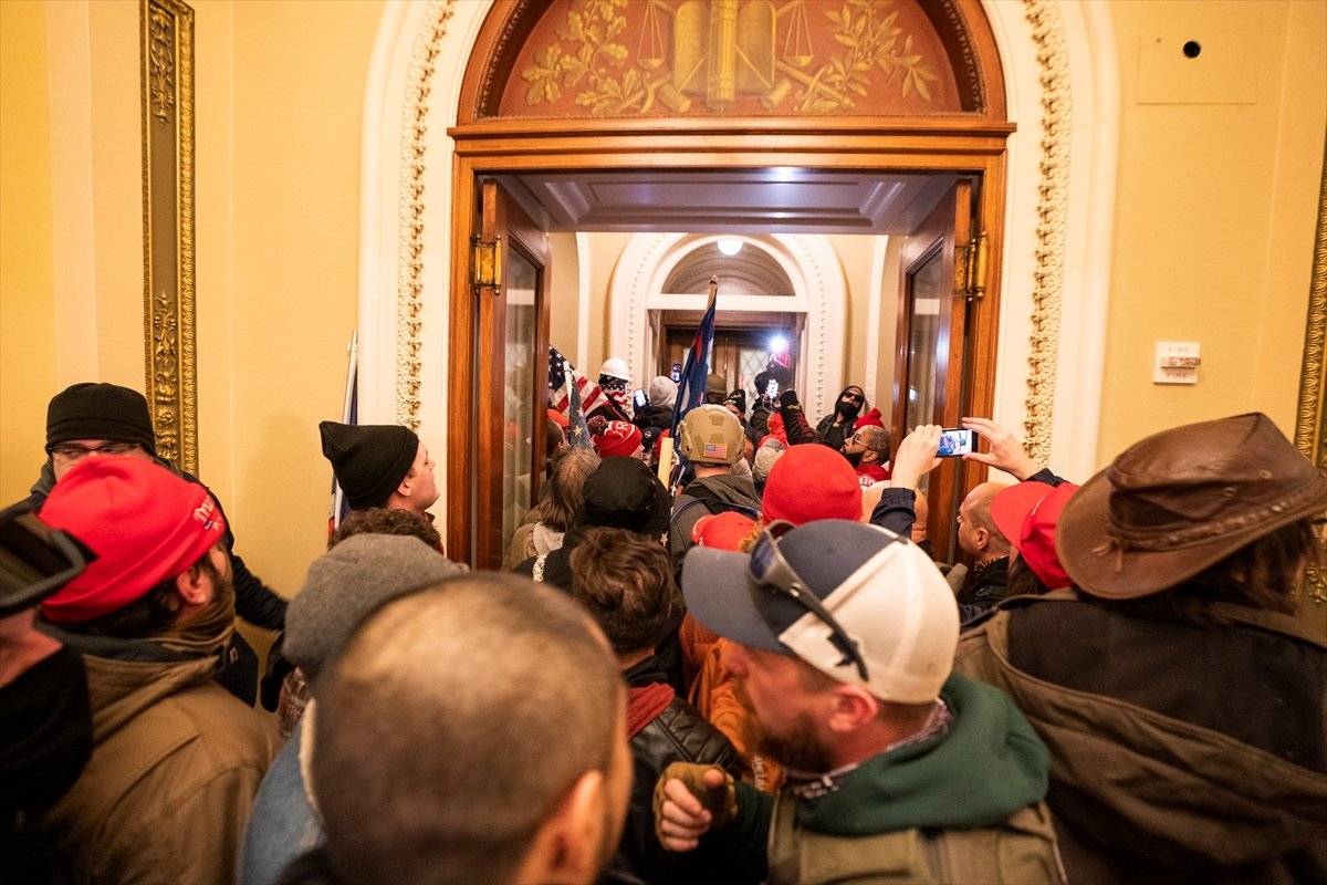 Kenya medyasından Amerika'ya: Muz Cumhuriyeti şimdi kim?