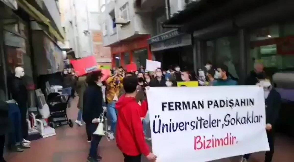 Artvin'de KTÜ öğrencilerinden Boğaziçili öğrencilere destek eylemi