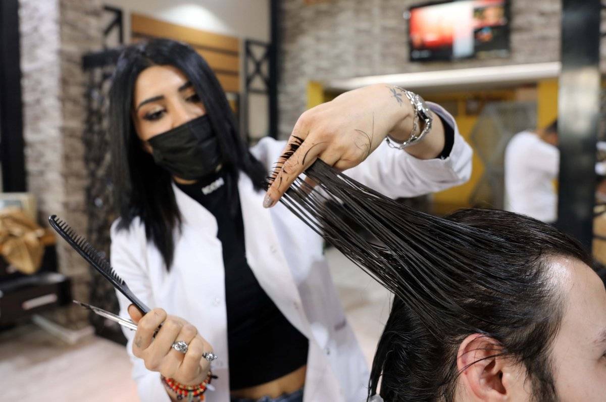 Gaziantepli kadın erkek berberinden memnun: Ön yargıları kaldırdım