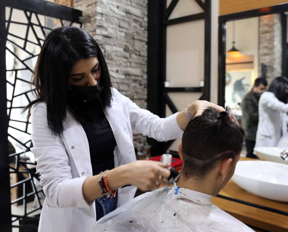 Gaziantepli kadın erkek berberinden memnun: Ön yargıları kaldırdım