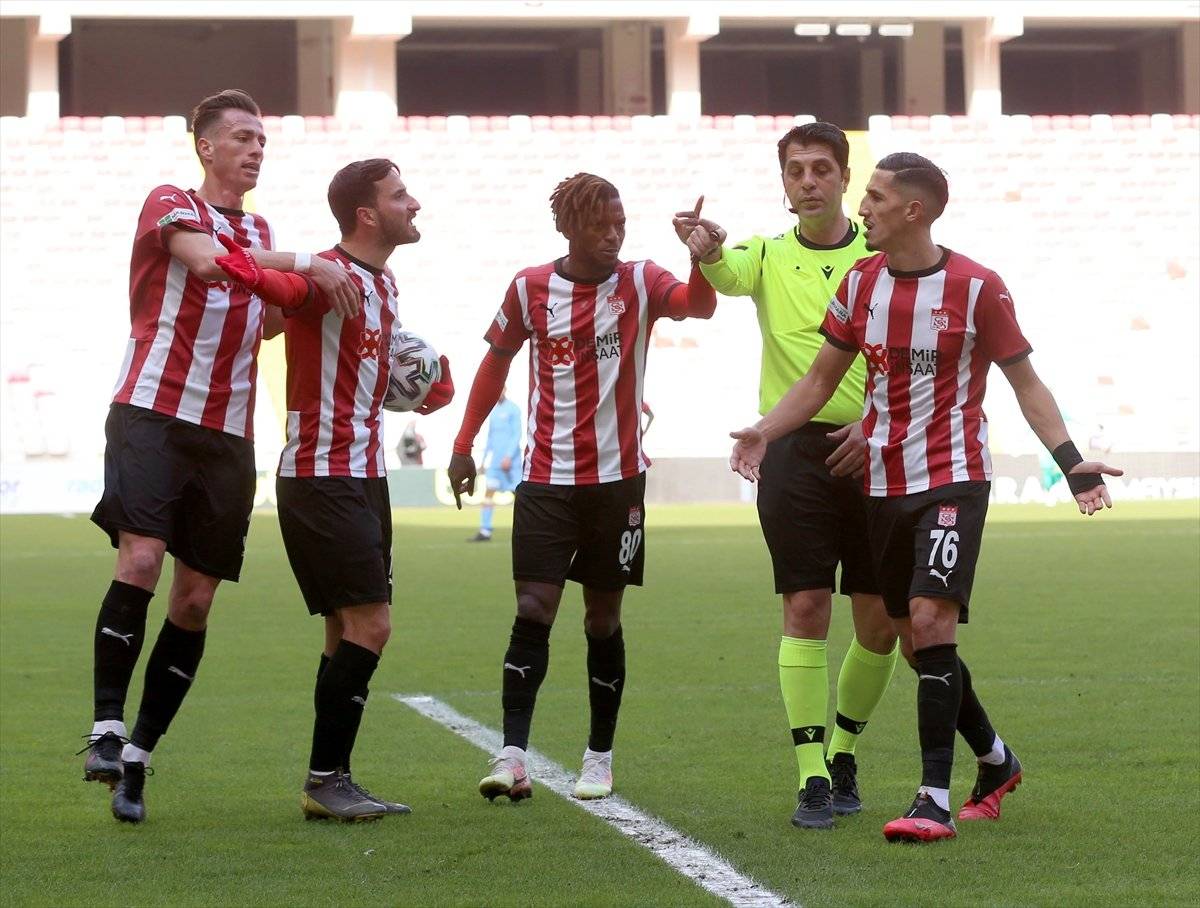 Gaziantep FK 15 maç sonra Sivasspor'a yenildi