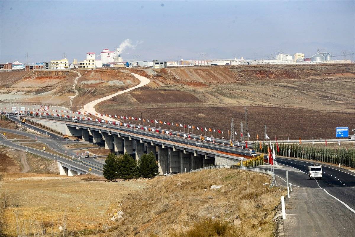 Devegeçidi Köprüsü hizmete açıldı