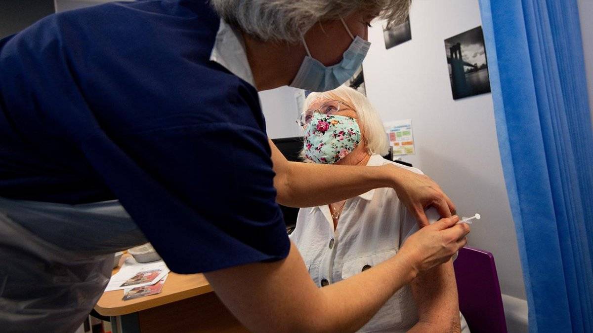 İngiltere'de vaka sayısı 3 milyonu aştı: Son 24 saatte 59 bin 937 vaka