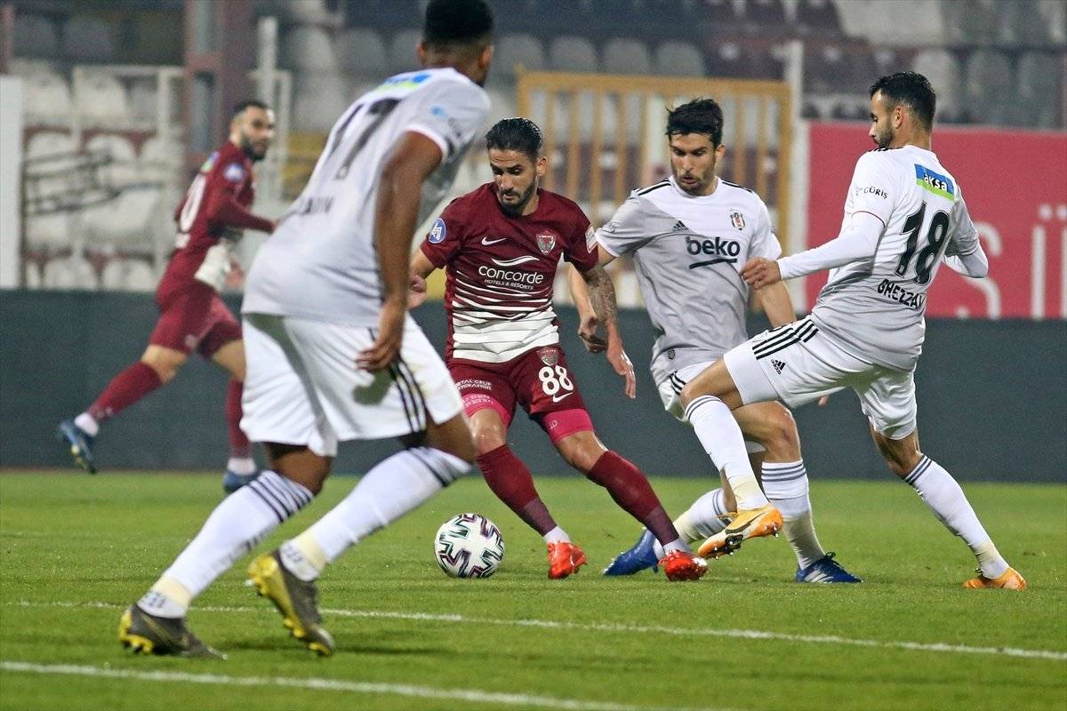 Beşiktaş, Hatay'dan 1 puanla döndü