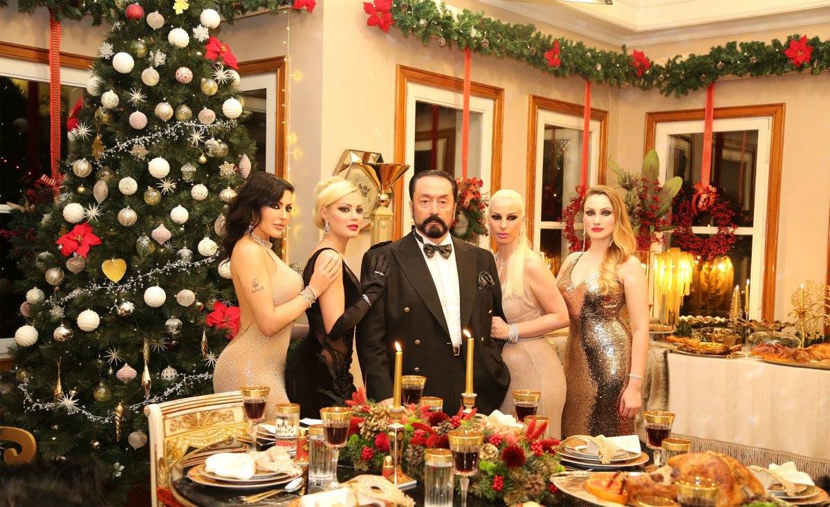 Adnan Oktar kaç yıl ceza aldı? Adnan Oktar hangi suçlardan hapis yatacak?