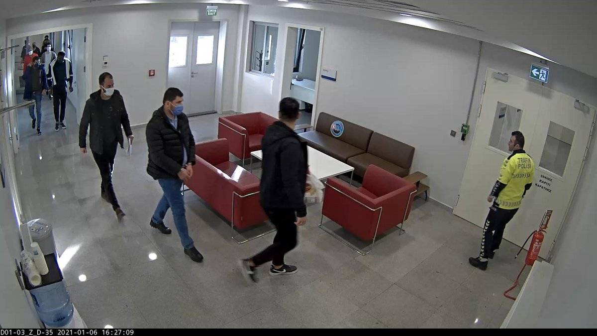 İstanbul'da sahte pasaportlu DEAŞ’lı yakayı ele verdi