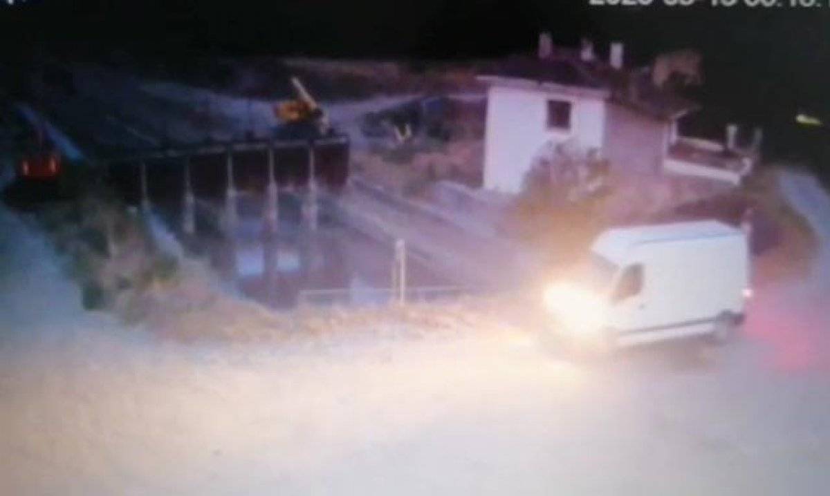 Denizli'de 250 bin lira değerinde kablo çalan 5 hırsız tutuklandı