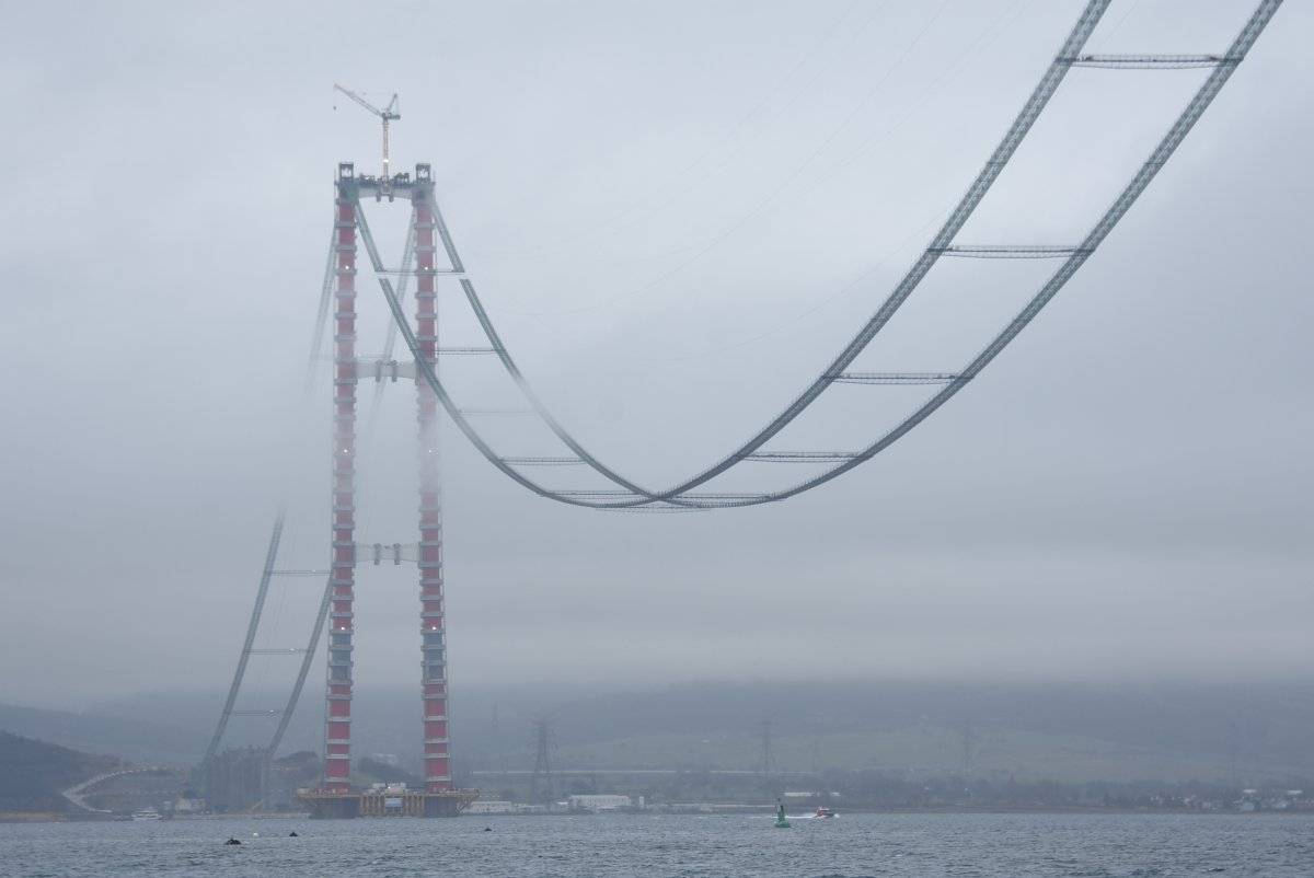 1915 Çanakkale Köprüsü'nün silüeti belirdi