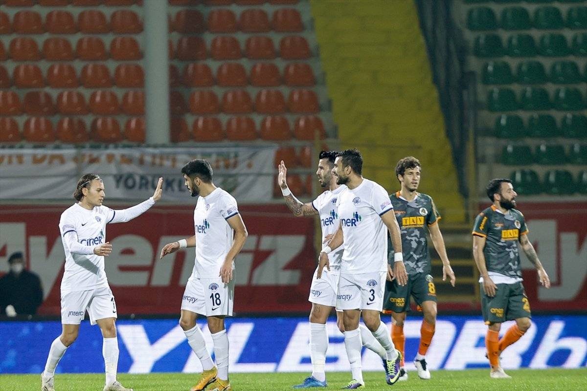 Alanyaspor, Kasımpaşa'ya yenildi