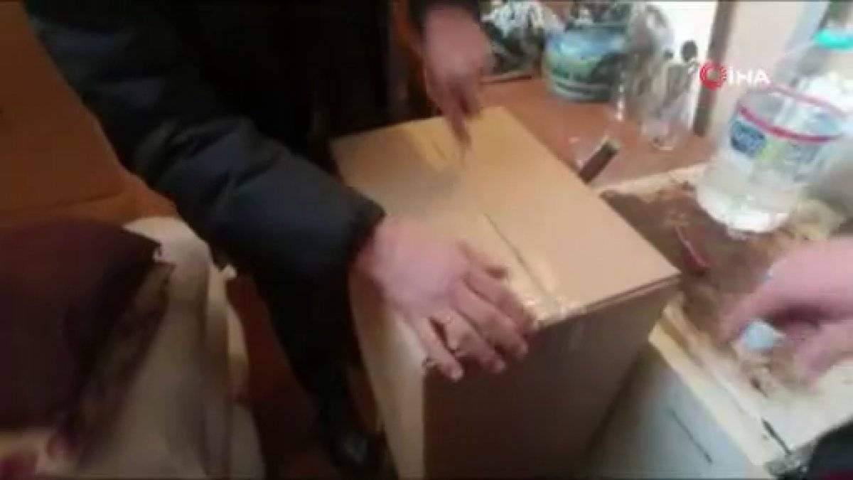 Sancaktepe'de çocuğa tütün satışı yaptıran şahıslara gözaltı