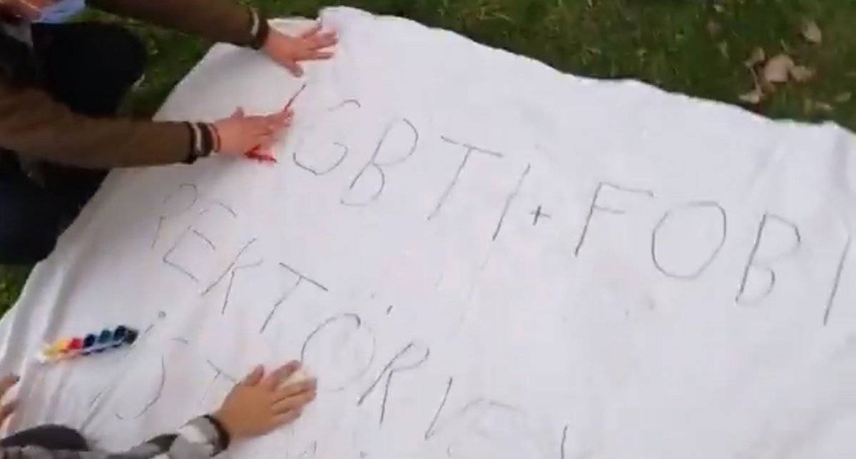 İzmir'deki LGBT üyelerinden Boğaziçi'ne destek