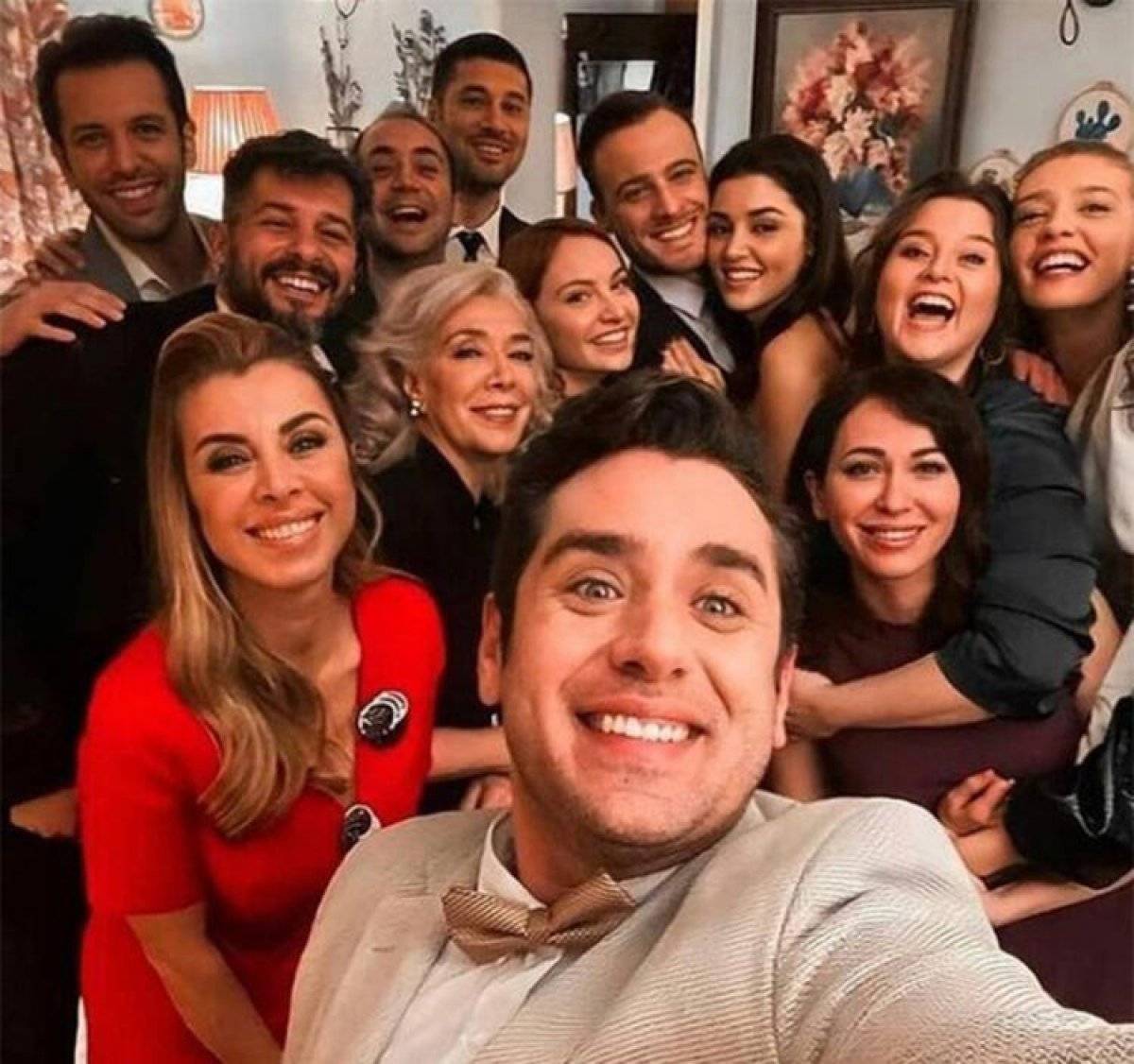 Hande Erçel ile Kerem Bürsin'in samimi halleri