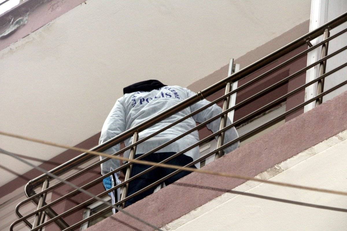 Isparta'da kaldığı apart dairede ölü bulundu