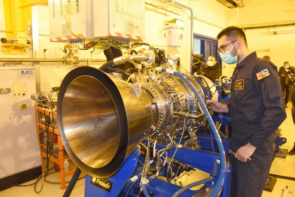İlk milli helikopter motoru TEI-TS1400'ün ikincisi de çalıştırıldı