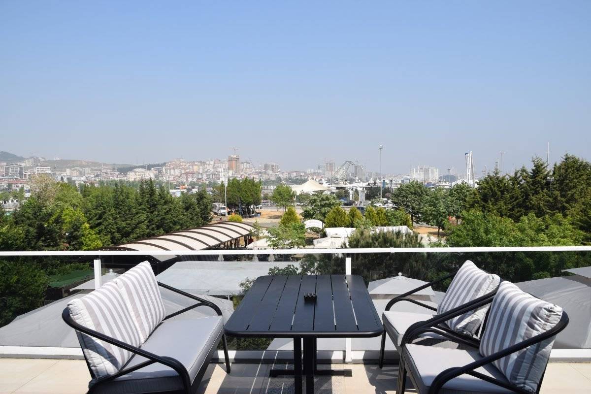 No:1903 Sosyal Tesisi’ndeki demirbaşlar çalındı