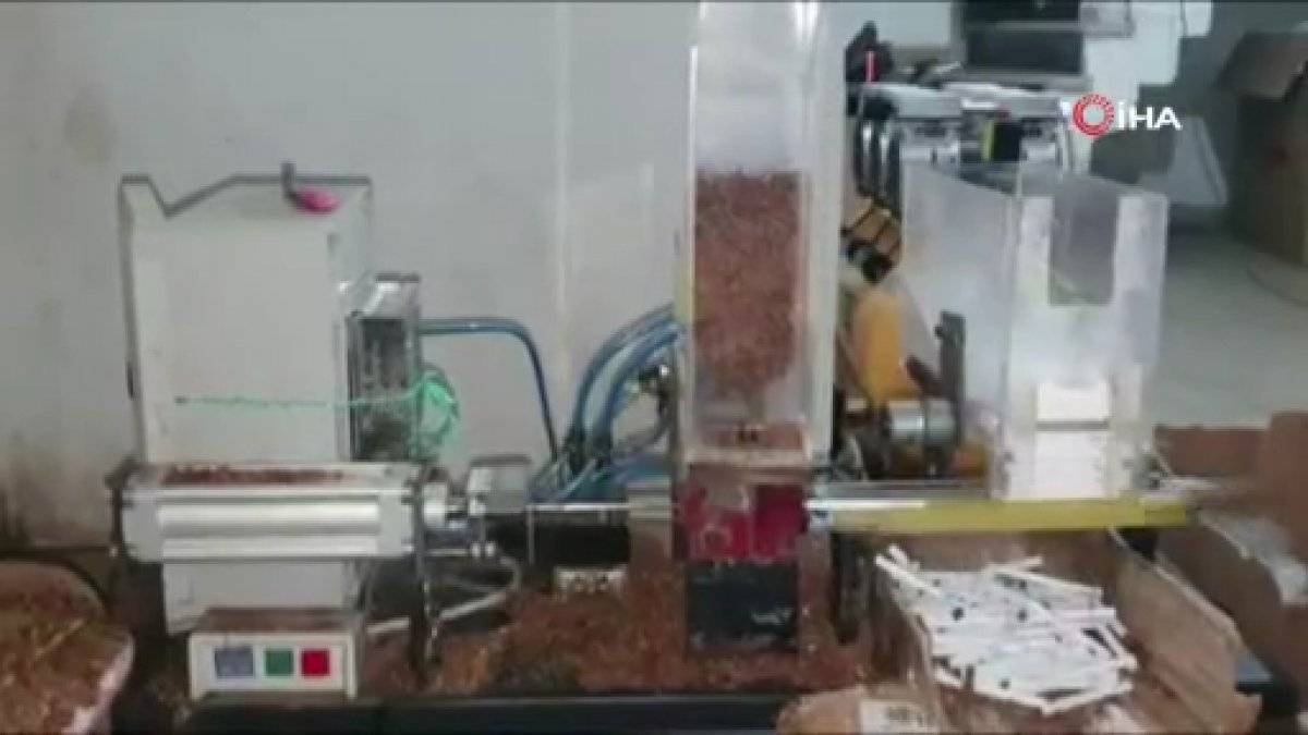 Sancaktepe'de çocuğa tütün satışı yaptıran şahıslara gözaltı