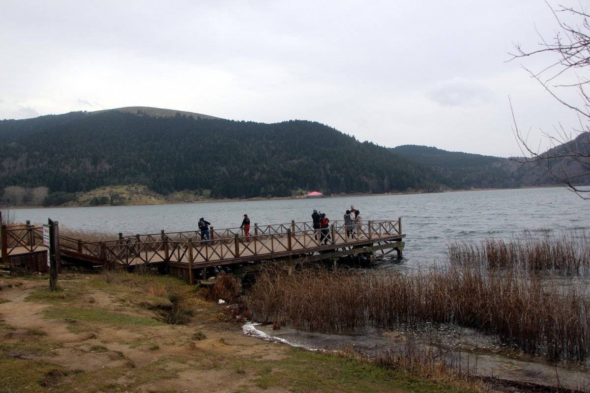 Abant ve Gölcük kar yağışına hasret kaldı
