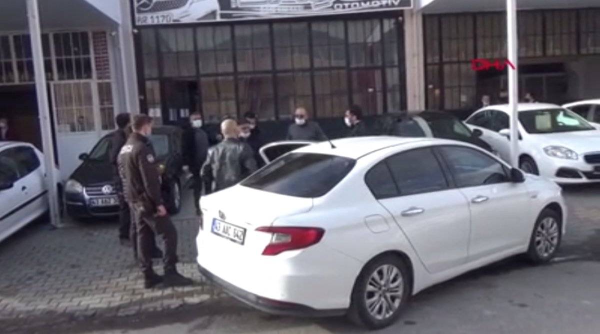 Kütahya'da eşini kaçırıp iş yerine kilitledi