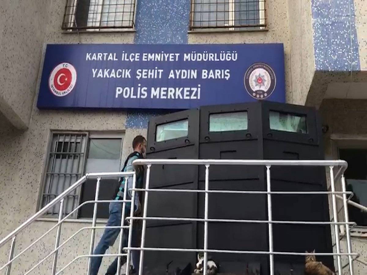 Kartal'da makas atan sürücüye para cezası