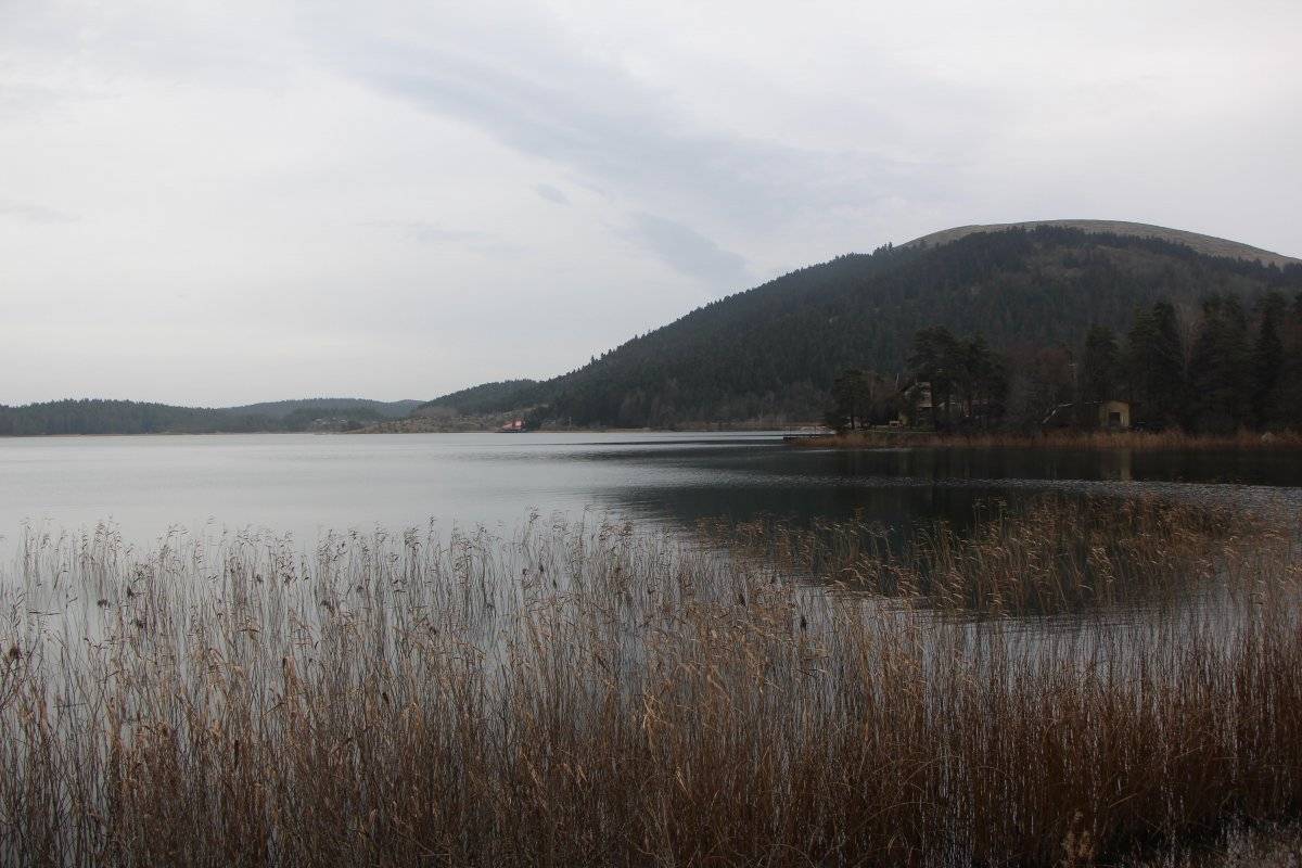 Abant ve Gölcük kar yağışına hasret kaldı