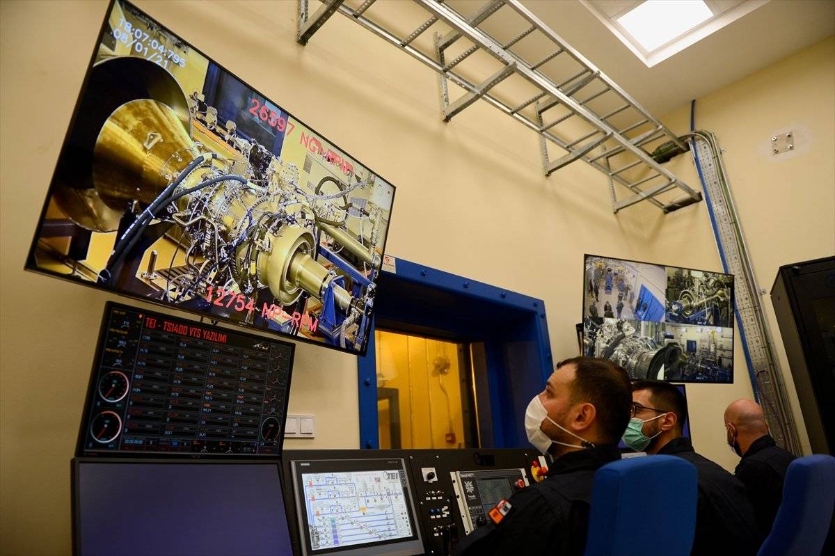 İlk milli helikopter motoru TEI-TS1400'ün ikincisi de çalıştırıldı