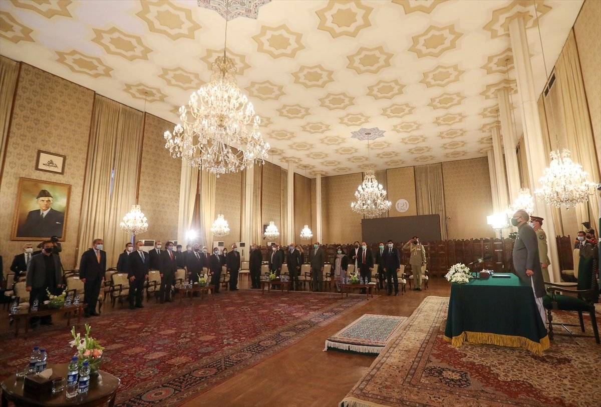 Mevlüt Çavuşoğlu'nun Pakistan temasları