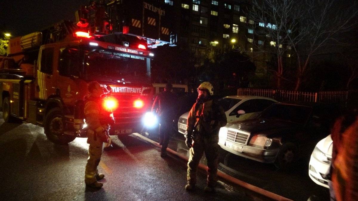 Ataşehir'de sevgilisinin ellerini bantlayıp, evi ateşe verdi