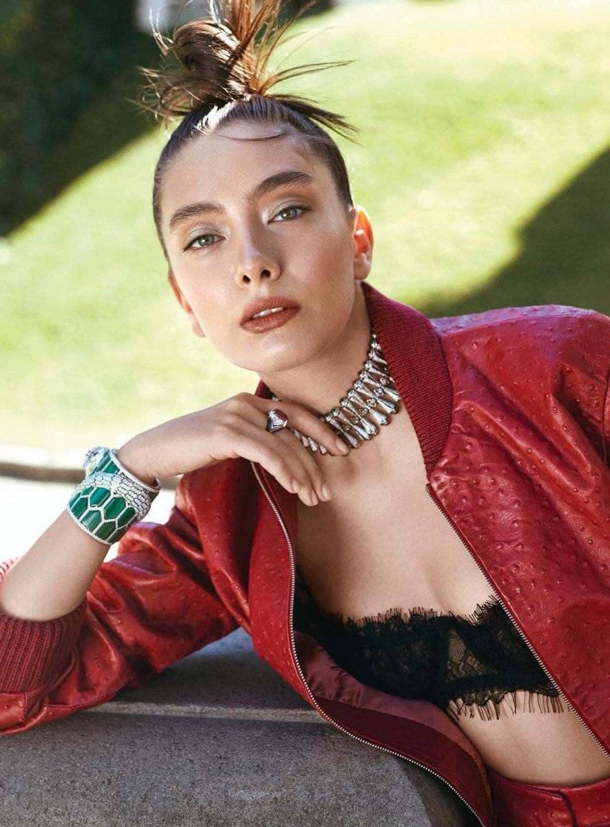 Neslihan Atagül rahatsızlandı