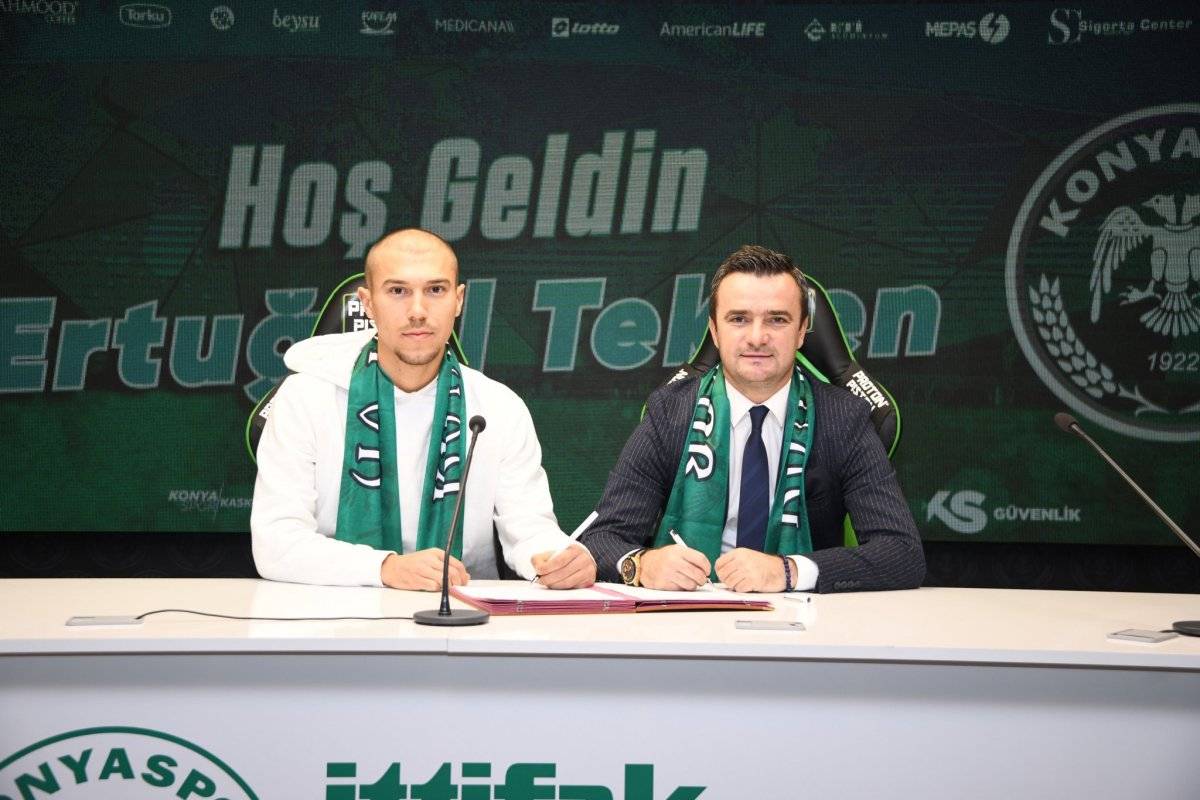 Konyaspor, Ertuğrul Tekşen ile Diomande'yi transfer etti