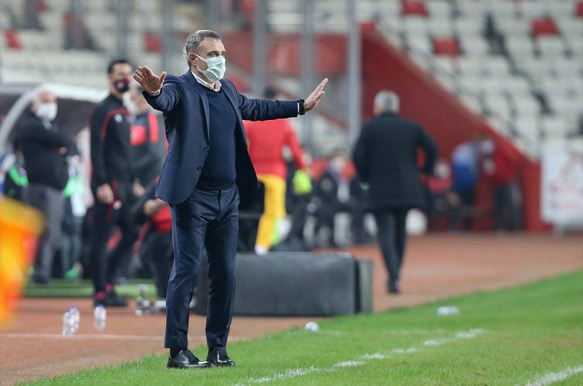 Türkiye'nin en popüler teknik direktörü Fatih Terim