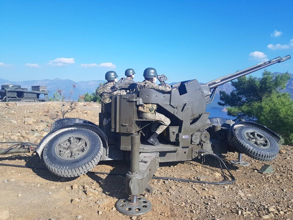 TSK'dan İzmir'de hava savunma eğitimi